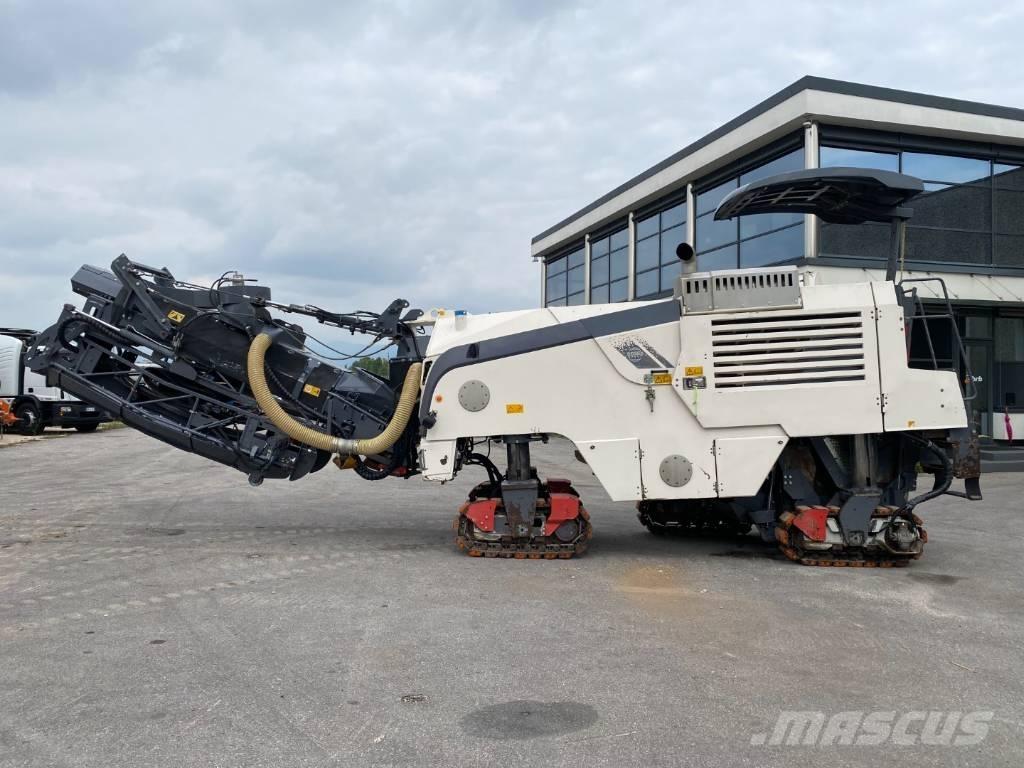 Wirtgen W 100 Fi 아스팔트 콜드 밀링 기계