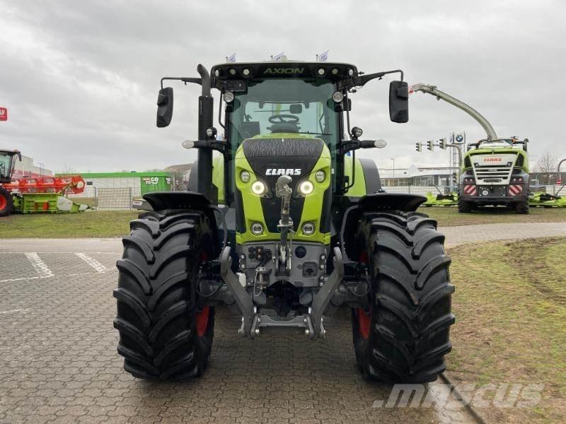 CLAAS AXION 870 트랙터