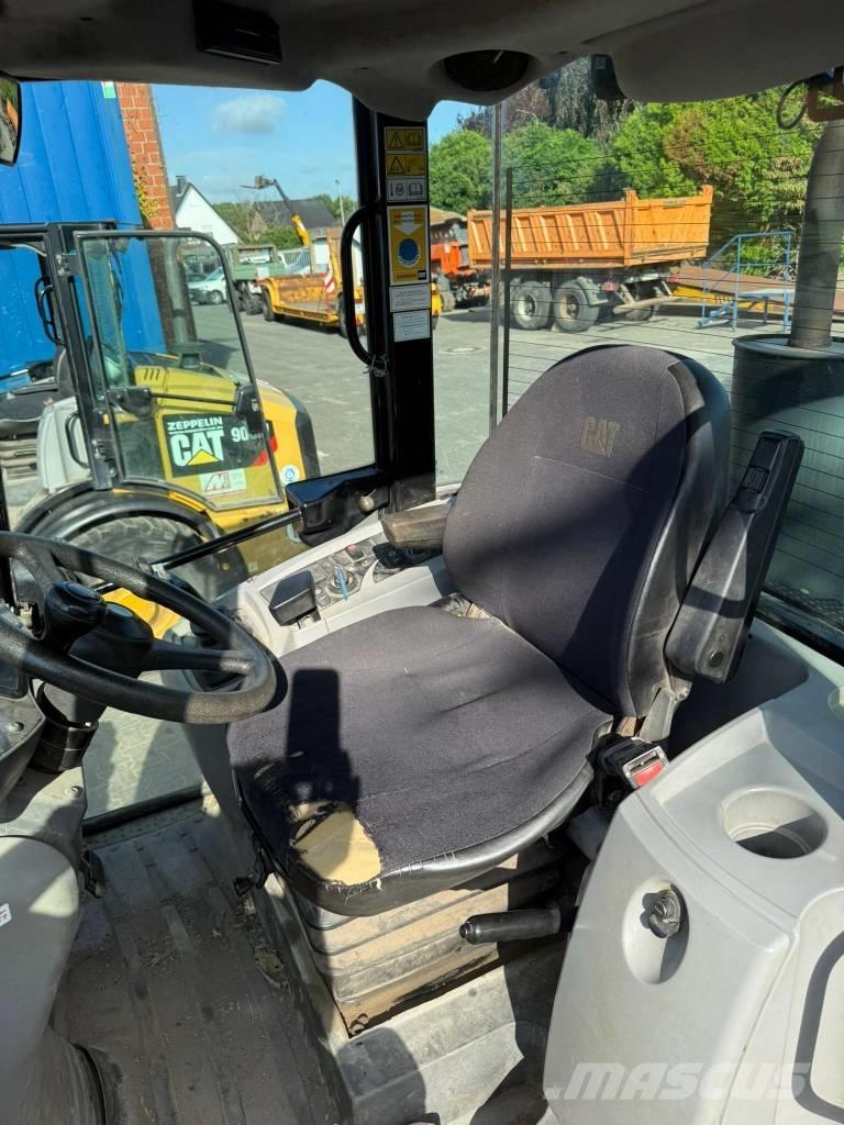 CAT 908 H 2  휠로우더