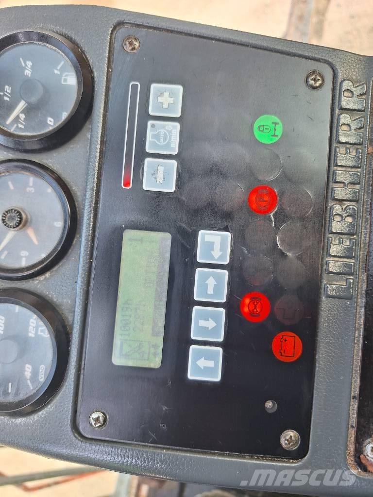 Liebherr A 316 폐기물/산업 처리기