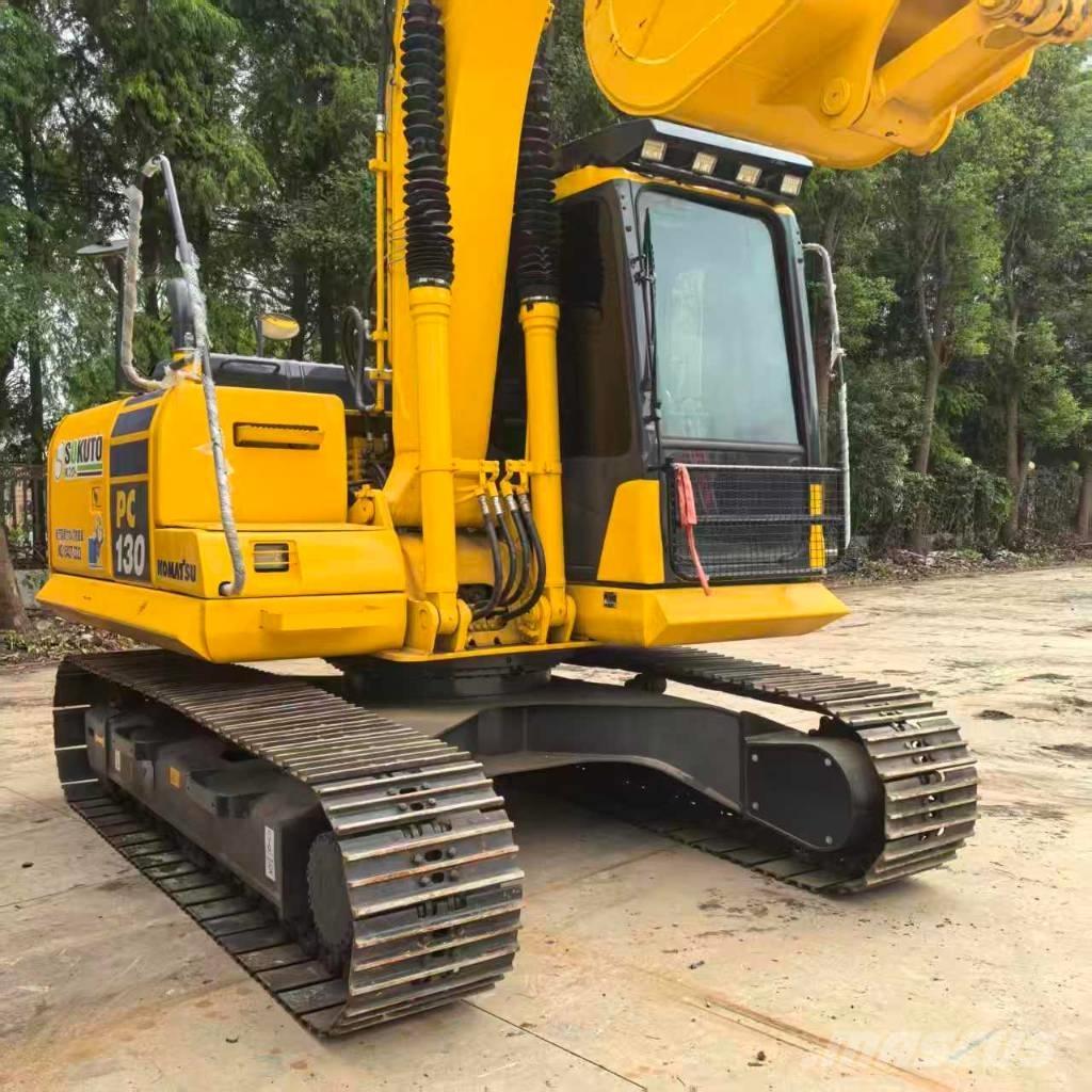 Komatsu PC 130-7 중형굴삭기 7톤-28톤
