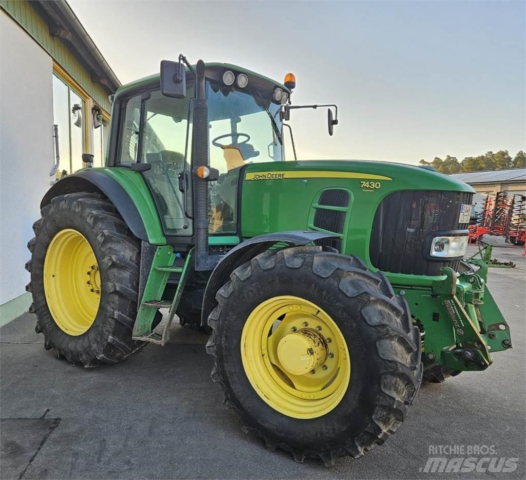 John Deere 7430 트랙터