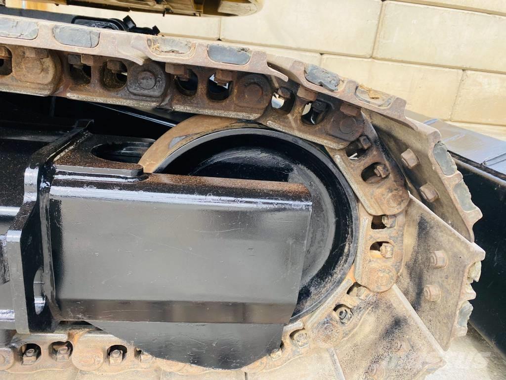 CAT 309 CR 중형굴삭기 7톤-28톤