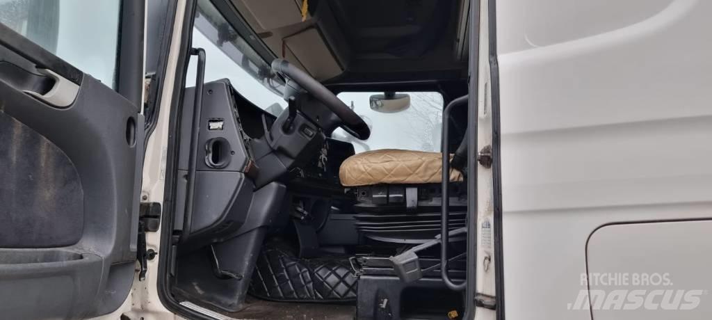 Scania R420 트랙터 유닛