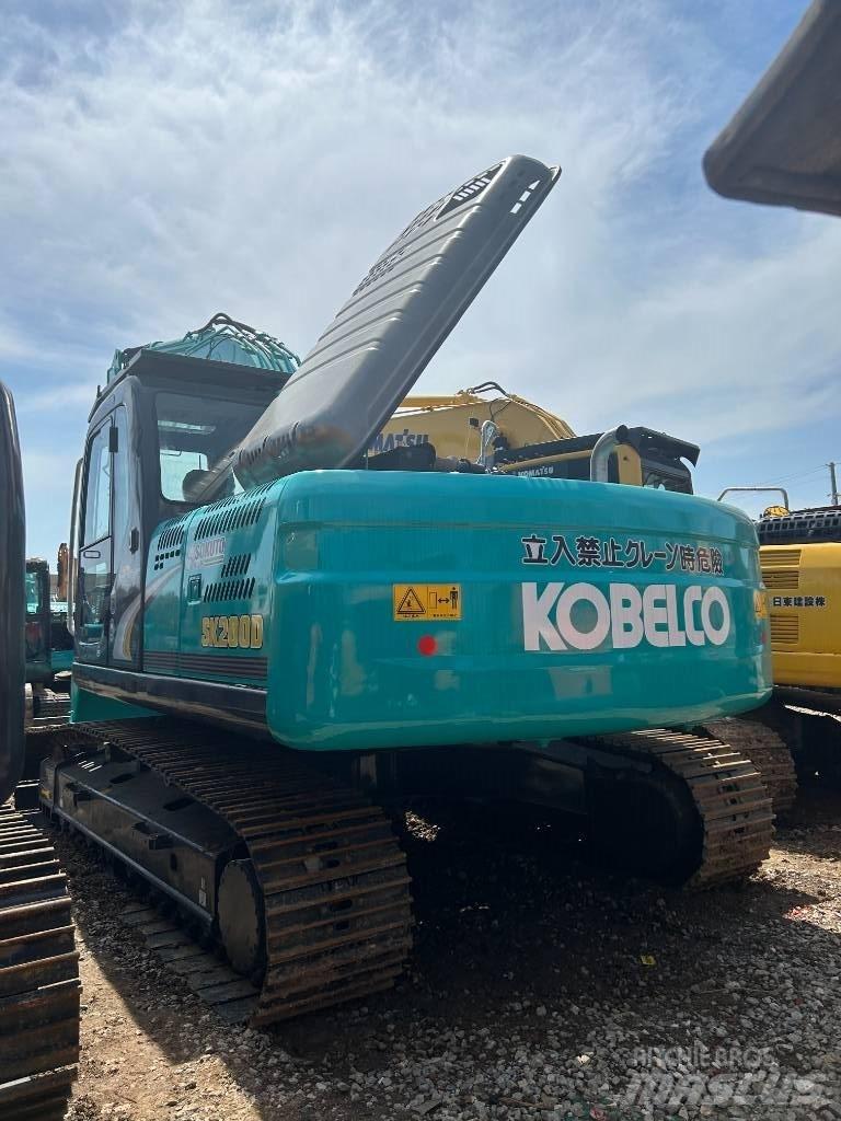 Kobelco SK200D 대형 굴삭기 29톤 이상