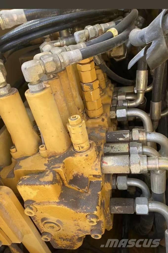 CAT 308 소형 굴삭기 7톤 미만