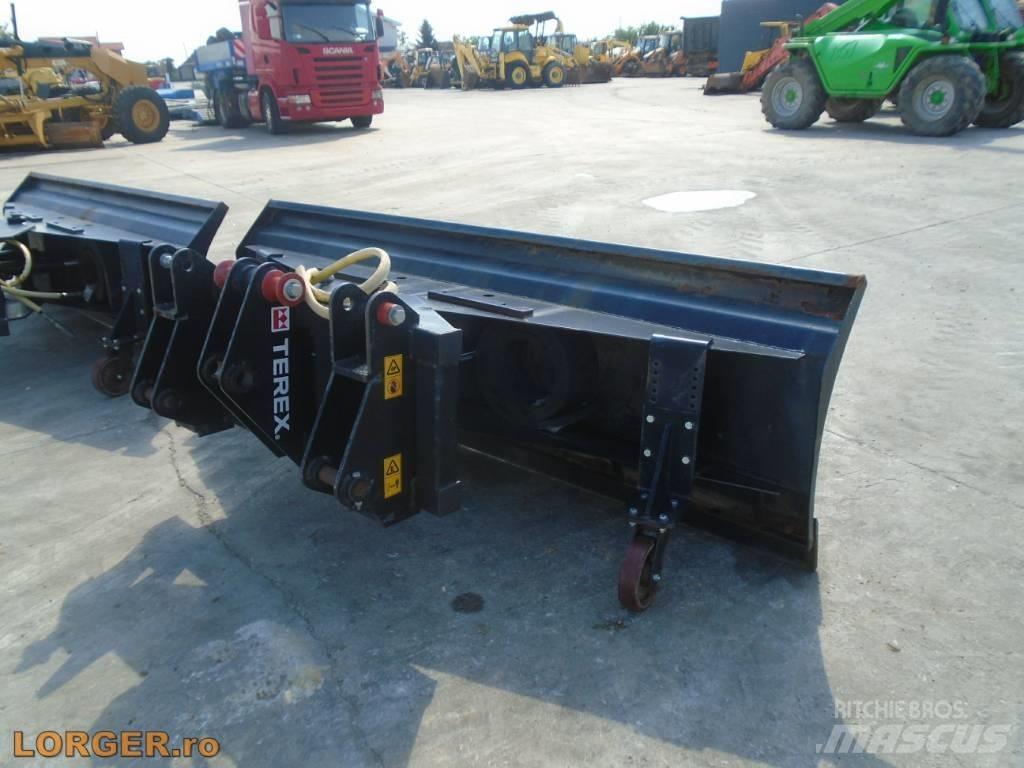 Terex 2640MM 삽날