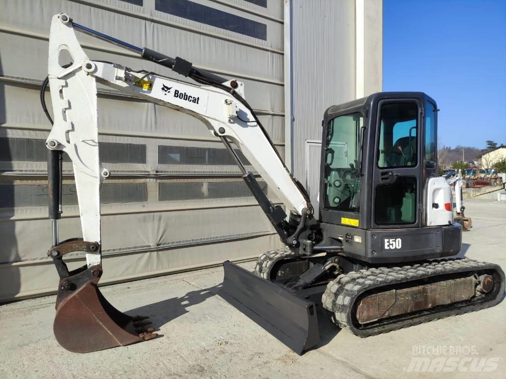Bobcat E 50 EM 소형 굴삭기 7톤 미만