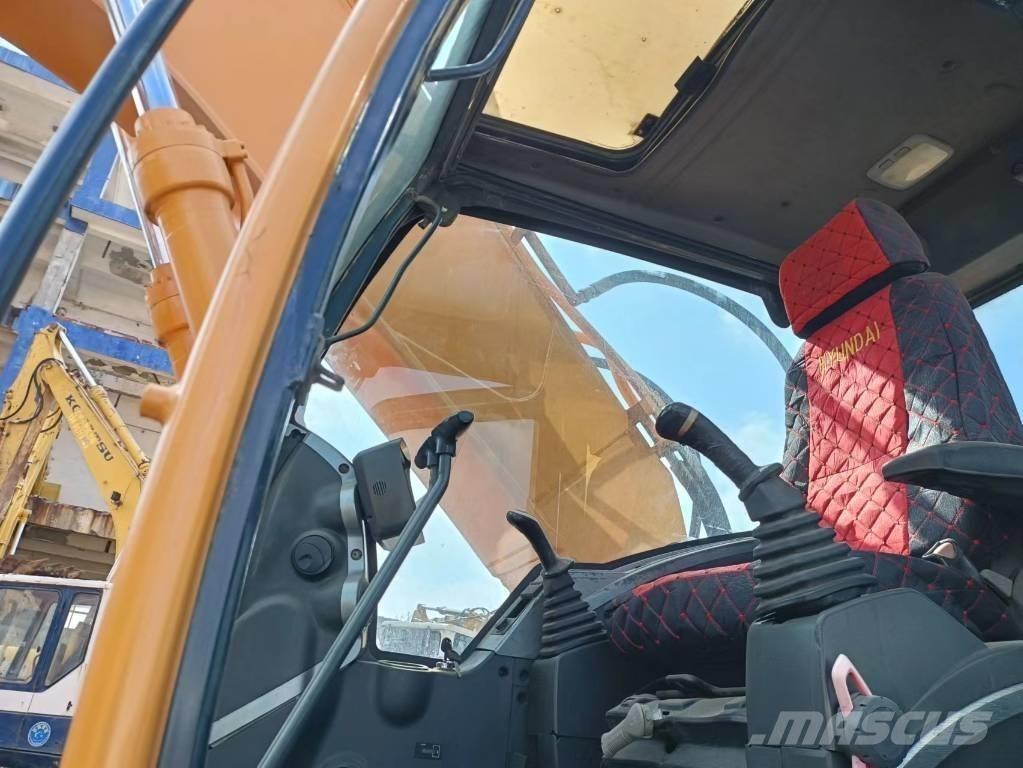 Hyundai 305-9 대형 굴삭기 29톤 이상