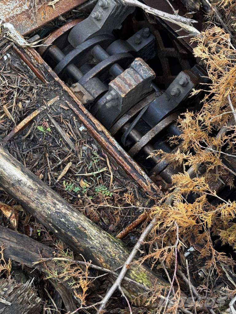 Diamond Z 1860 폐기물 분쇄기