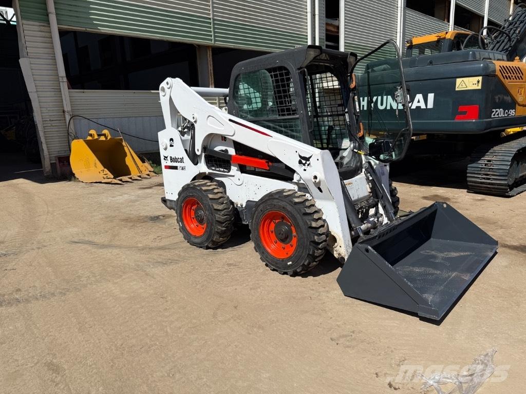 Bobcat S 770  스키드로더