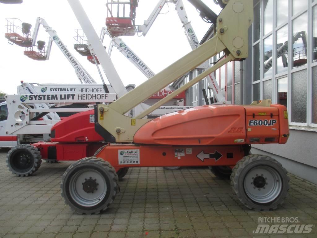 JLG E 600 JP 관절형 전동이동 리프트