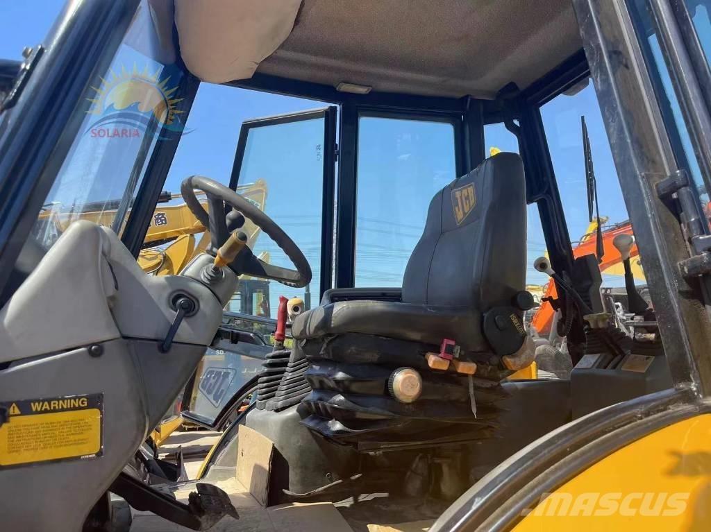 JCB 4CX 백호로더