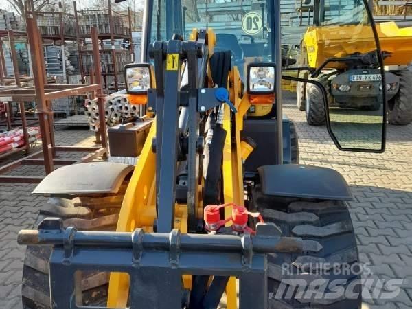 Schäffer 2430 SLT  스키드로더