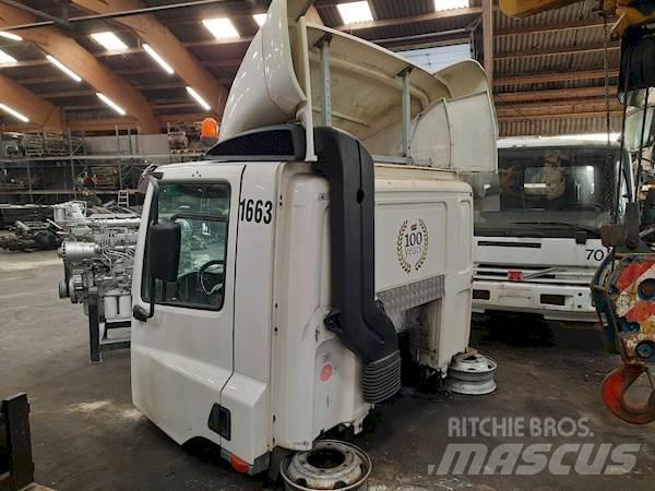 DAF CF75 DAYCAB 캐빈 및 인테리어