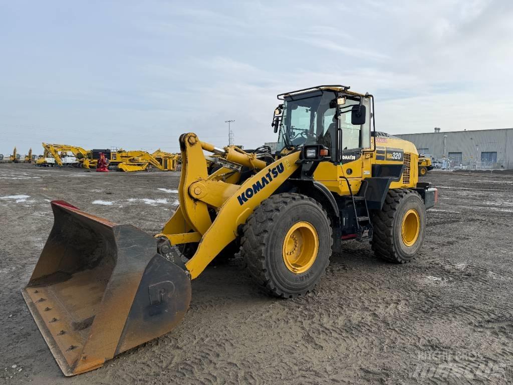 Komatsu WA320-8  휠로우더
