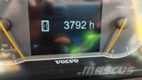 Volvo A 30 G 연결식 홀러