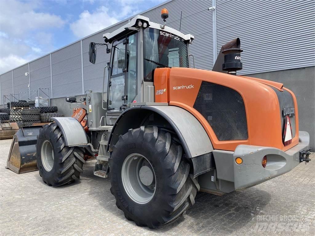 Weycor AR250E  휠로우더
