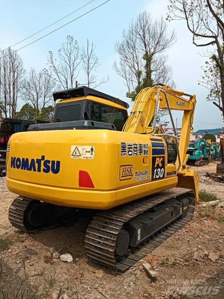 Komatsu PC 130 중형굴삭기 7톤-28톤