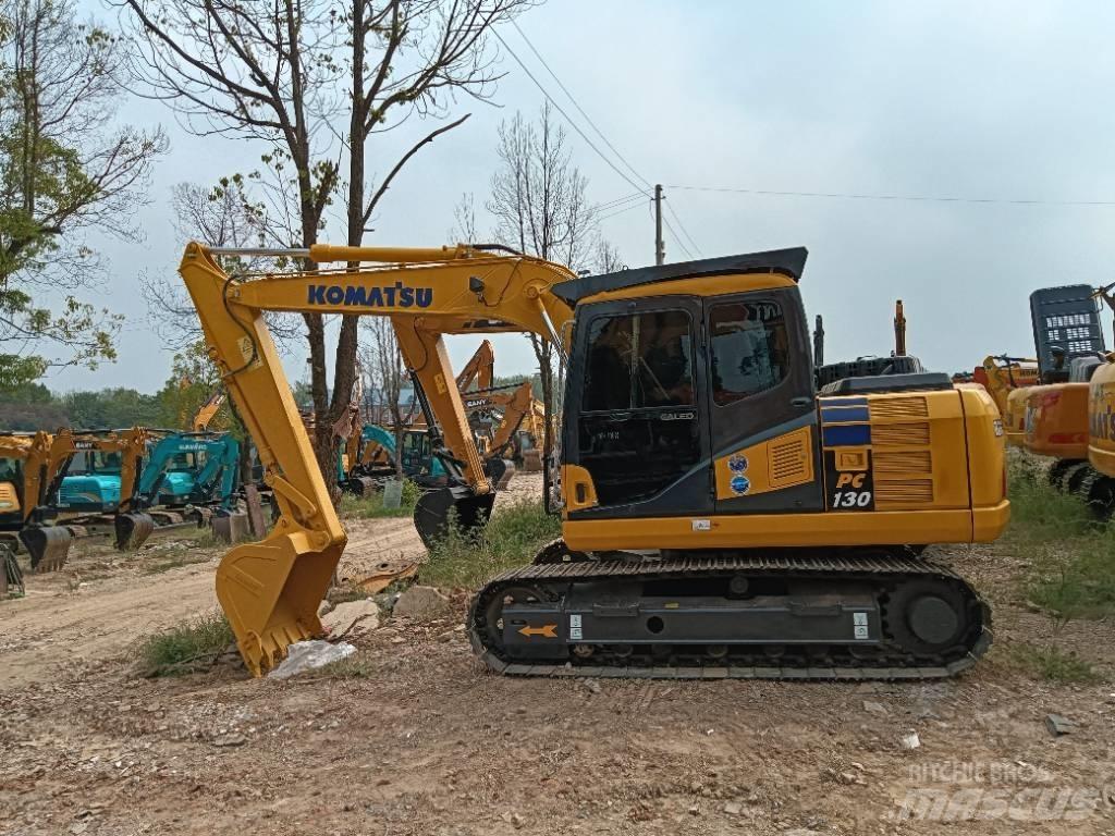 Komatsu PC 130 중형굴삭기 7톤-28톤