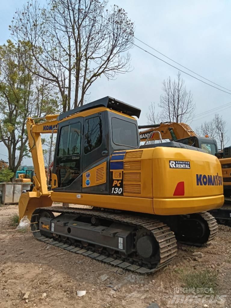 Komatsu PC 130 중형굴삭기 7톤-28톤