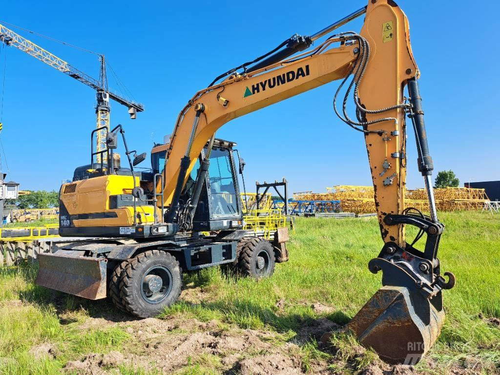Hyundai HW140  휠 굴삭기