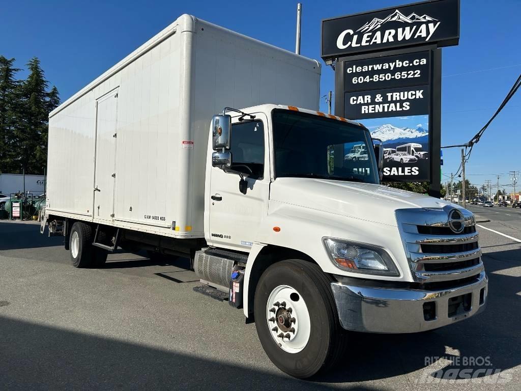 Hino 338 음료 배달 트럭
