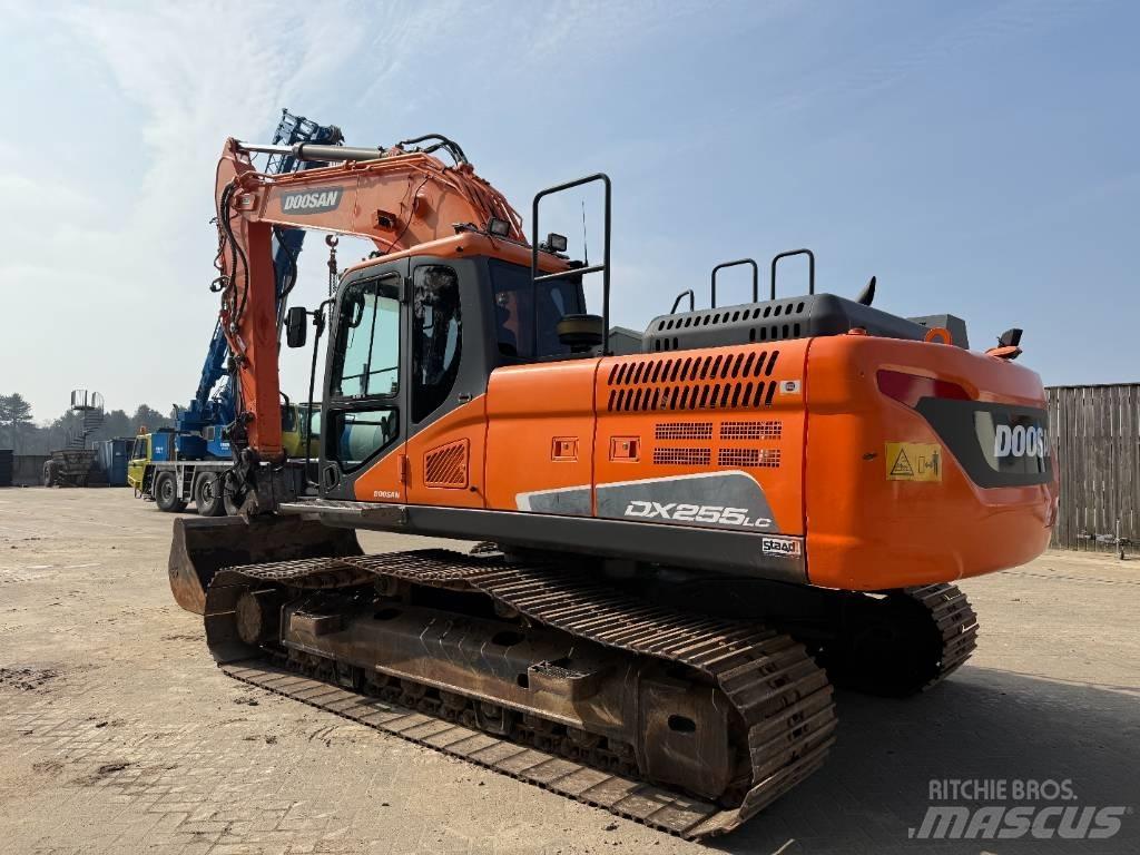 Doosan DX 255 LC-5 대형 굴삭기 29톤 이상
