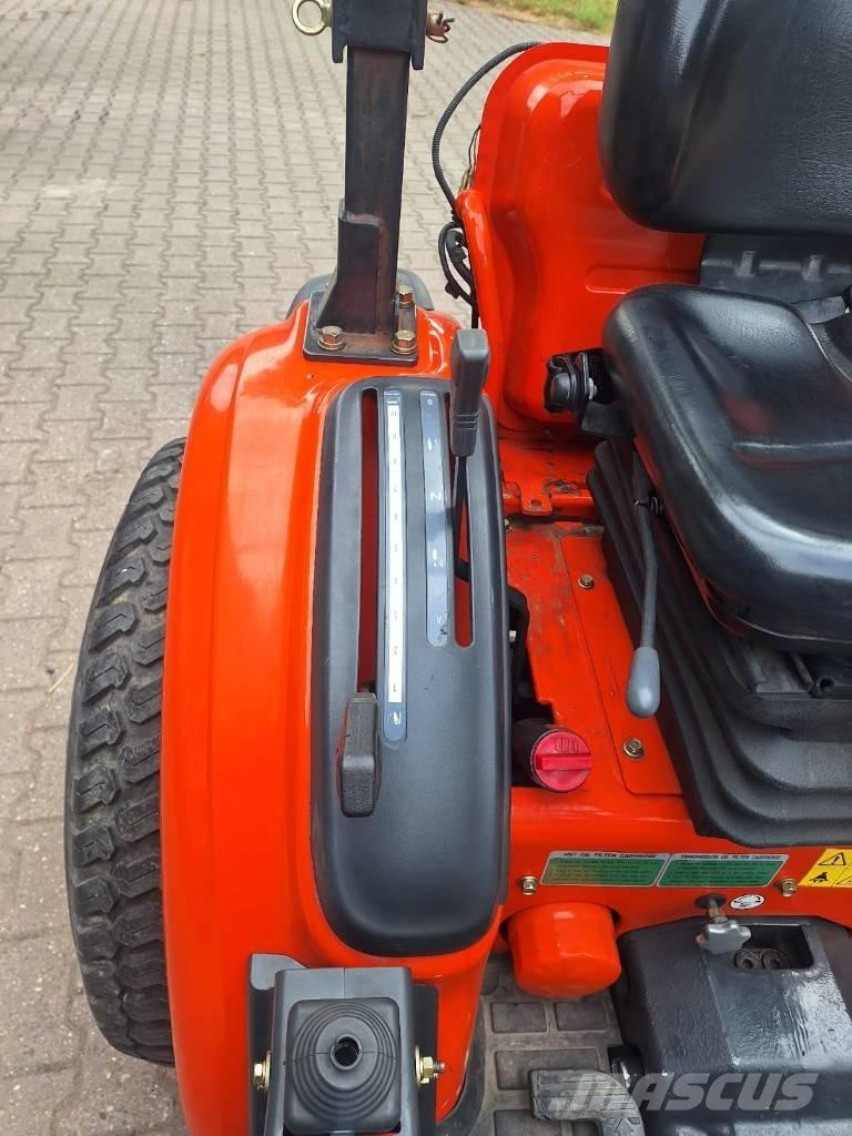 Kioti CK2810 HST 트랙터