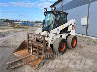 Bobcat A 220  스키드로더