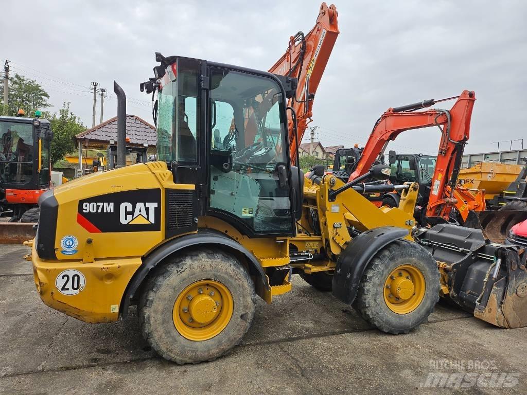 CAT 907M  휠로우더