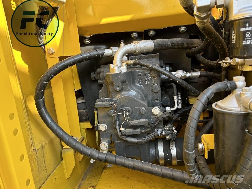 Komatsu 110 대형 굴삭기 29톤 이상