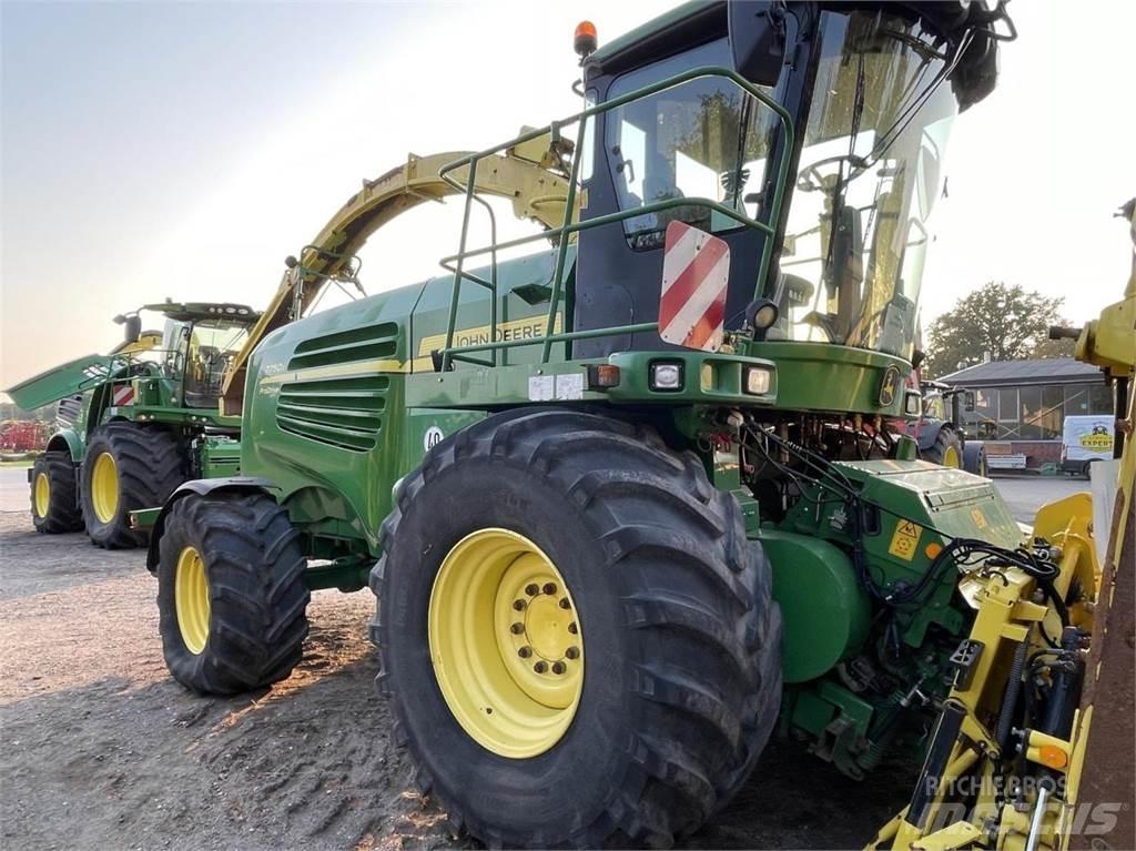 John Deere 7750 자동 초지기계