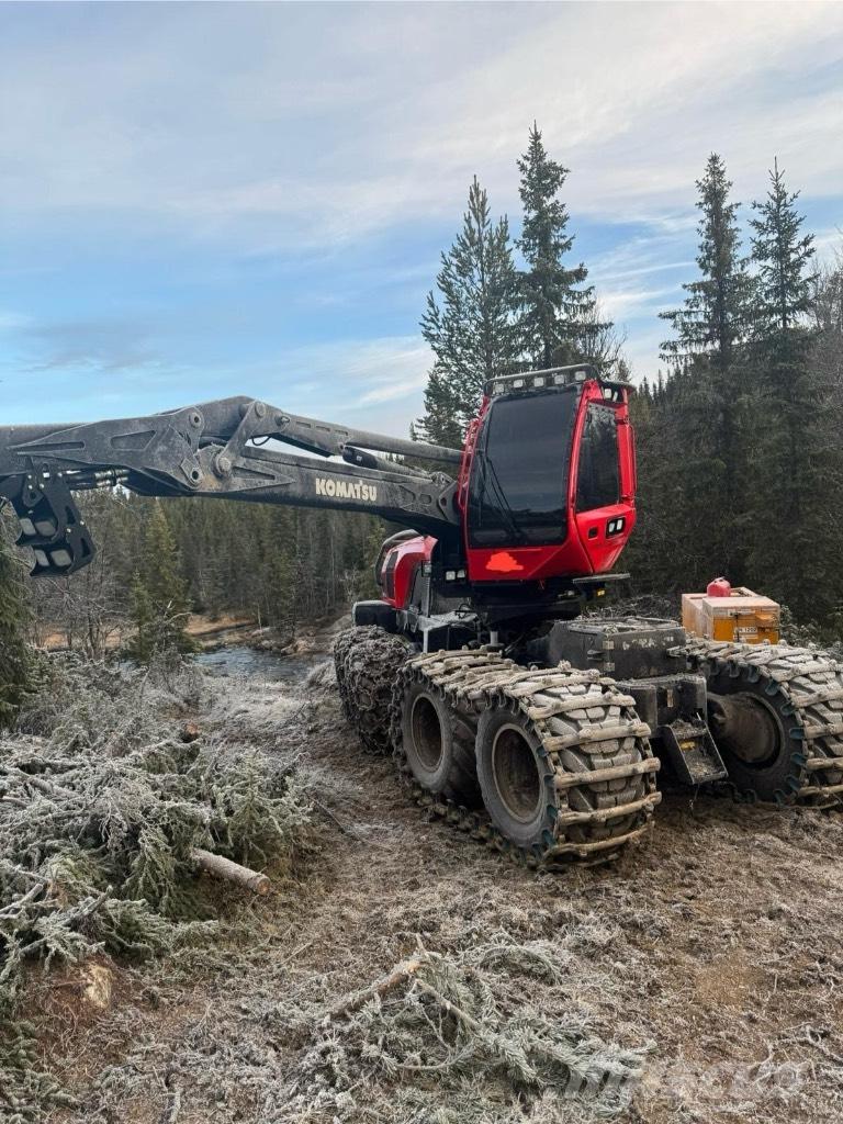 Komatsu 931 XC 원목 하베스터