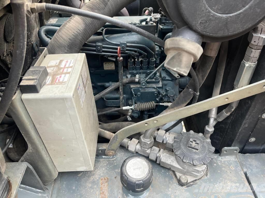 GiANT V5003 X-tra HD  휠로우더