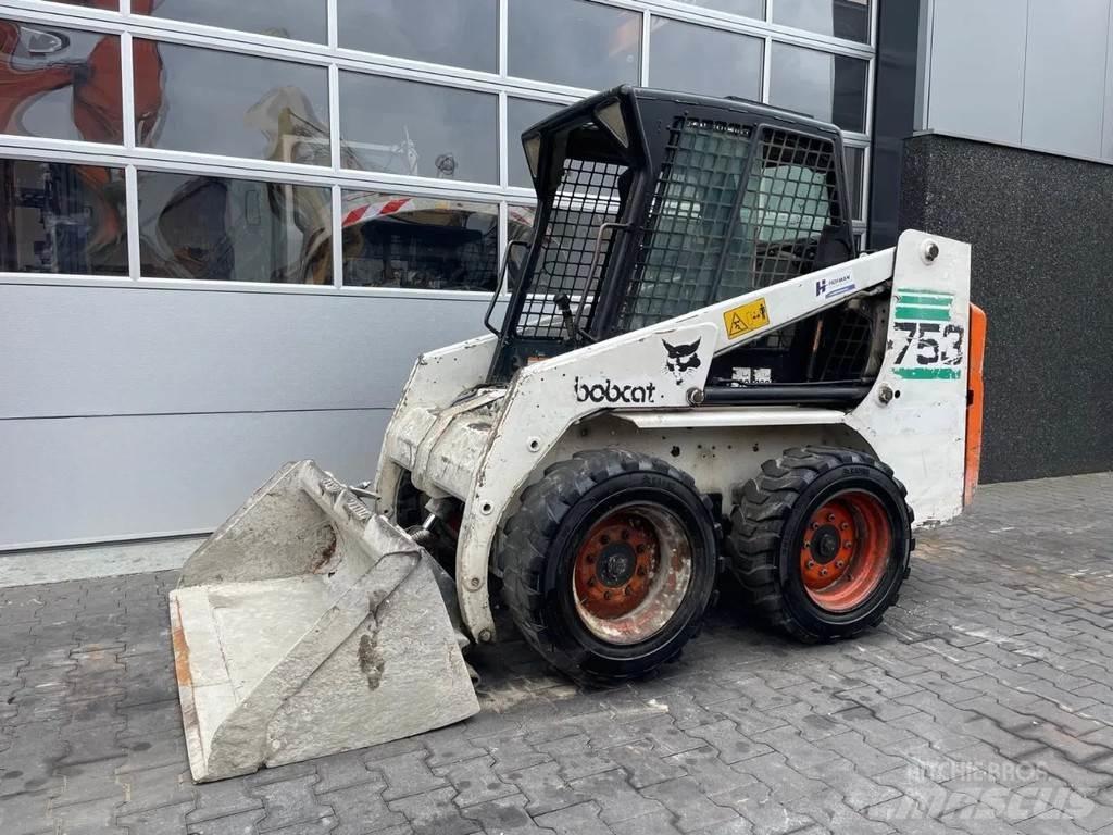 Bobcat 753  스키드로더