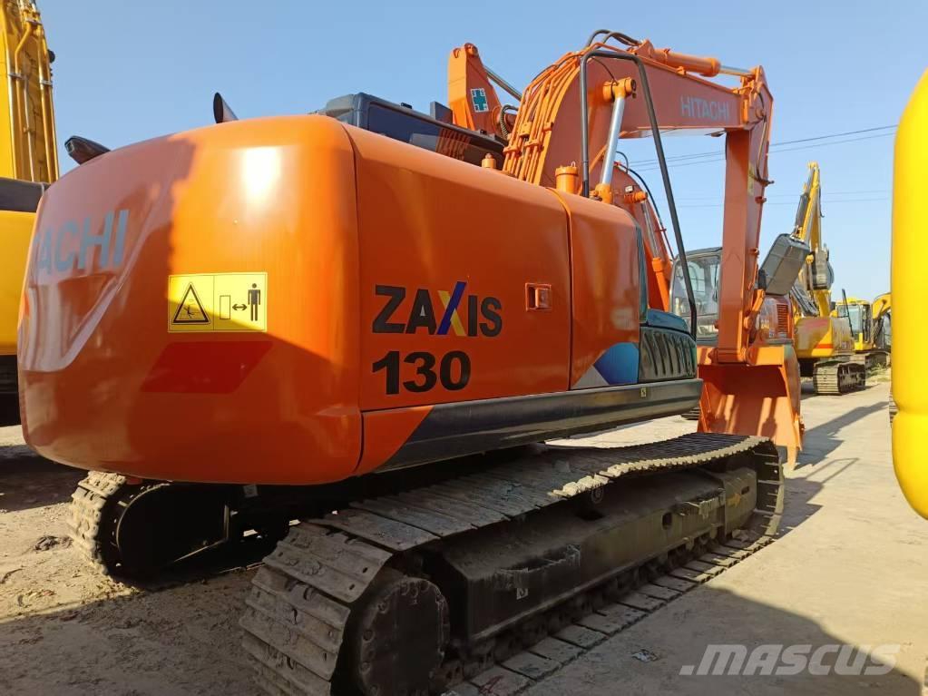 Hitachi ZX 130 대형 굴삭기 29톤 이상