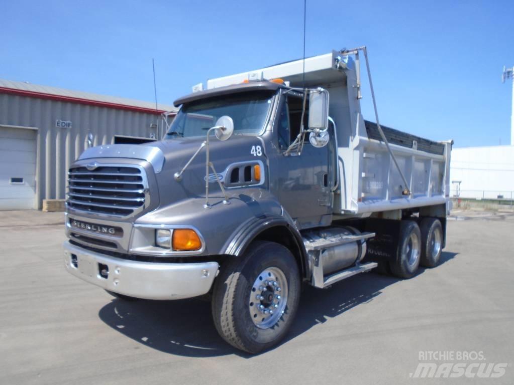 Sterling L 9500 덤프 트럭