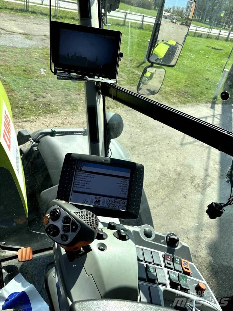 CLAAS Xerion 5000 트랙터