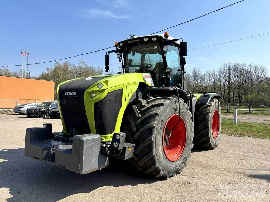 CLAAS Xerion 5000 트랙터