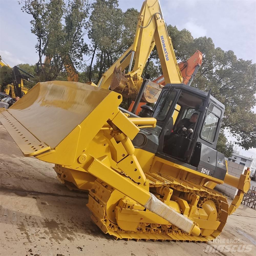 Shantui SD 16 크롤러 도저