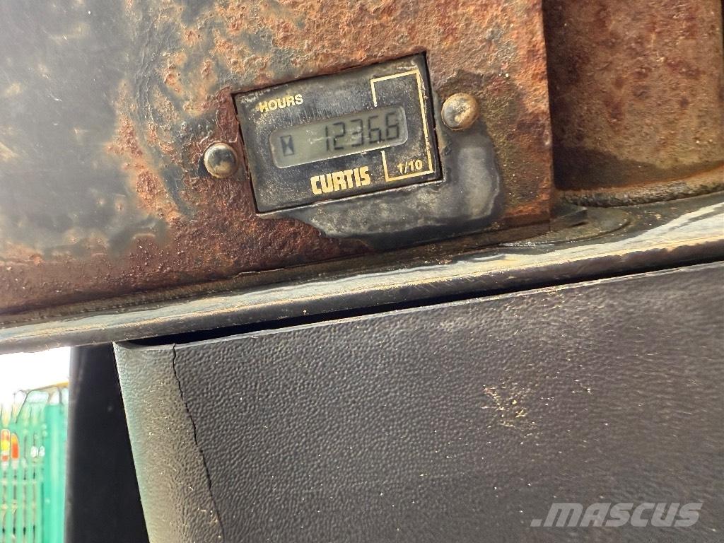 Mecalac TA 3 S 건설현장 덤프트럭