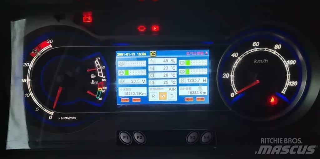 Sany SAC4000C8-8 A/T 크레인