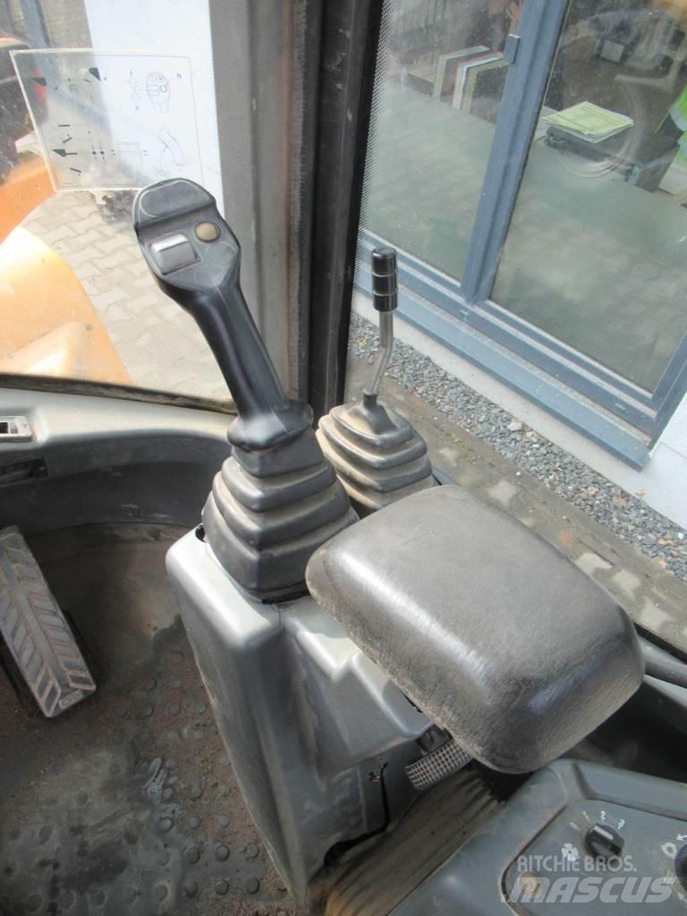 Volvo L 30 B  휠로우더