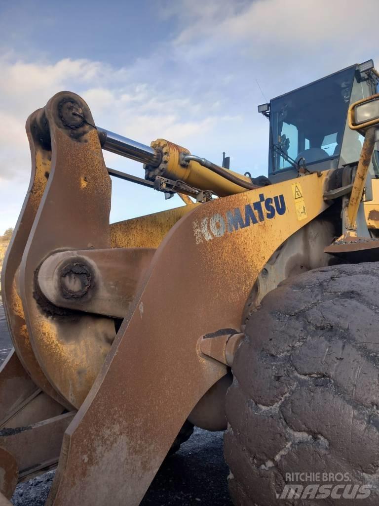 Komatsu WA 600-6  휠로우더