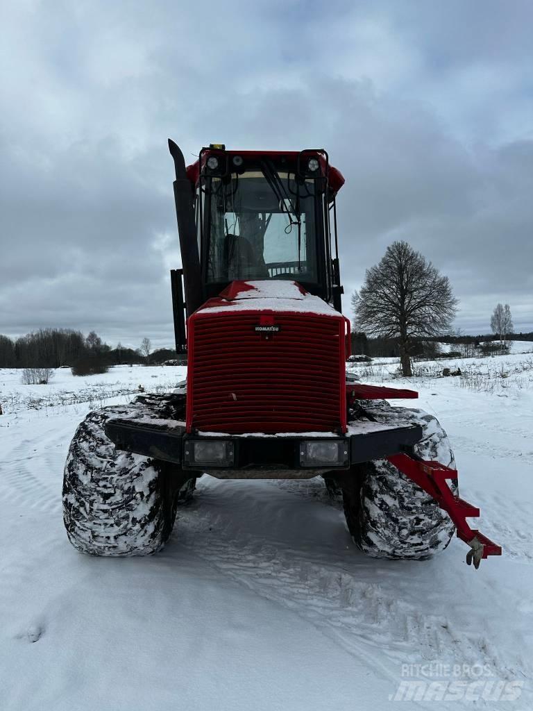Komatsu 840 TX 원목 포워더