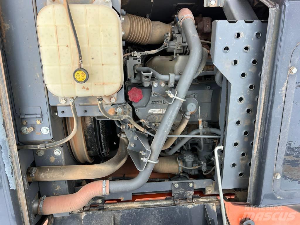 Hitachi ZX 210 LC-6 대형 굴삭기 29톤 이상