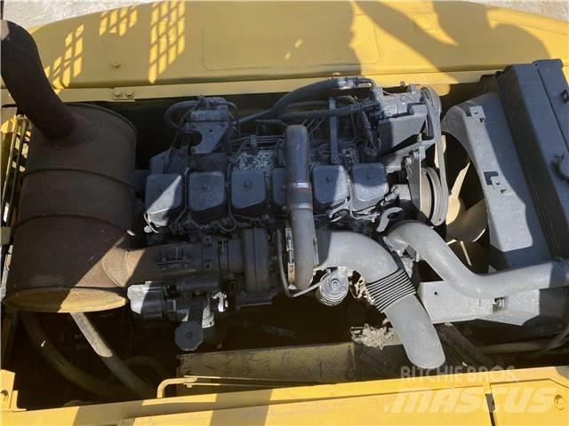 Komatsu PC200-6 대형 굴삭기 29톤 이상
