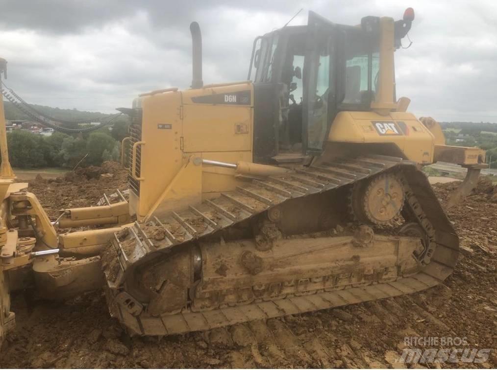 CAT D 6 N LGP 크롤러 도저
