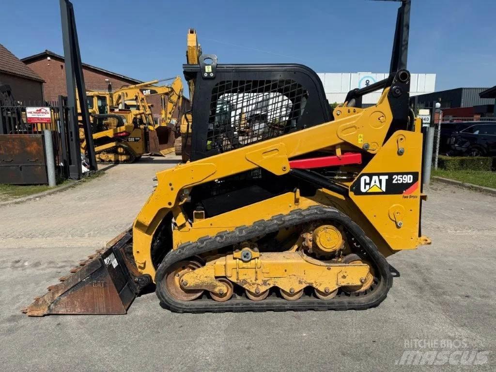 CAT 259D  스키드로더